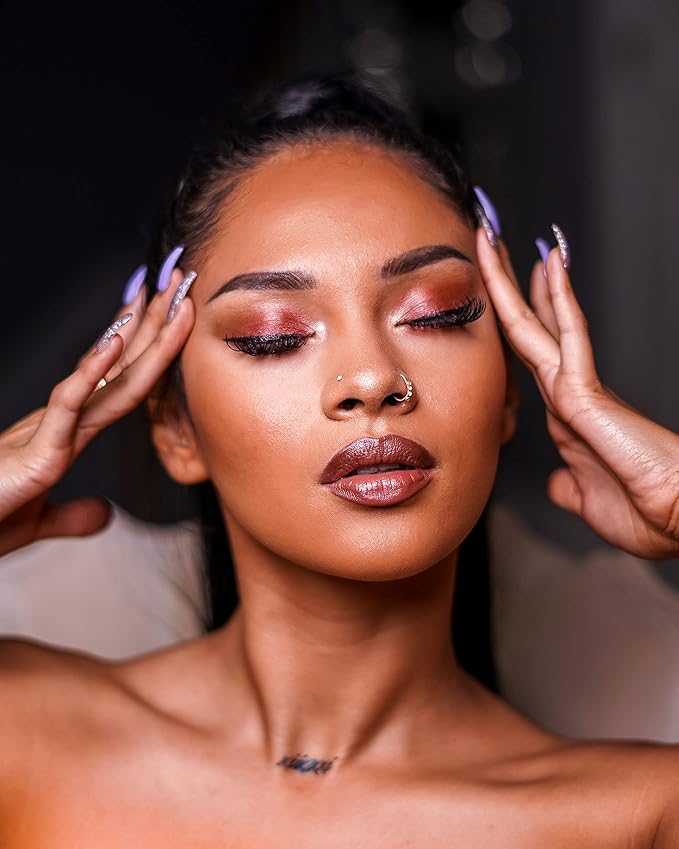 Skone Cosmetics | Professional Grade Makeup Brush | Eye Shadow | Eyebrows | Primer | Smudger | Nylon Brush (Brow Definer Brush)