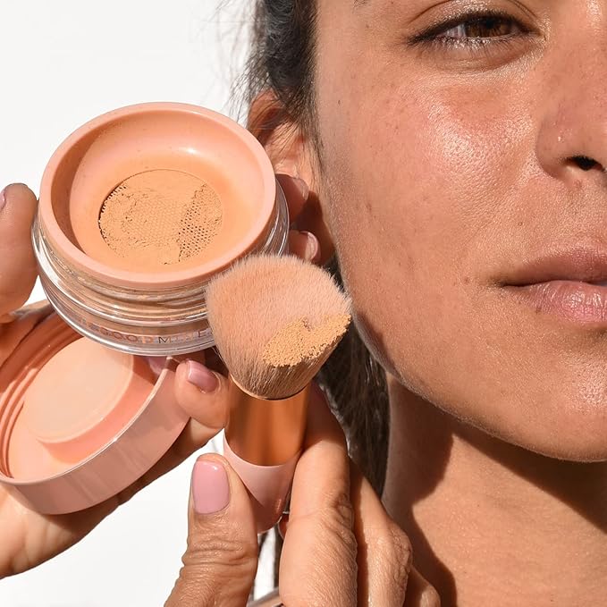 Iconic Flat Blending Brush - The Good Mineral | Best Brush for Loose Powder | Vegan