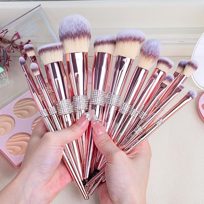 Bueart Design 16Pcs Makeup Brushes Set with Elegant Design Holder Case,Premium Ultra Soft Professional Make up Brushes for Foundation,Blush,Powder,Highlighter,Contour,Eyeshadow